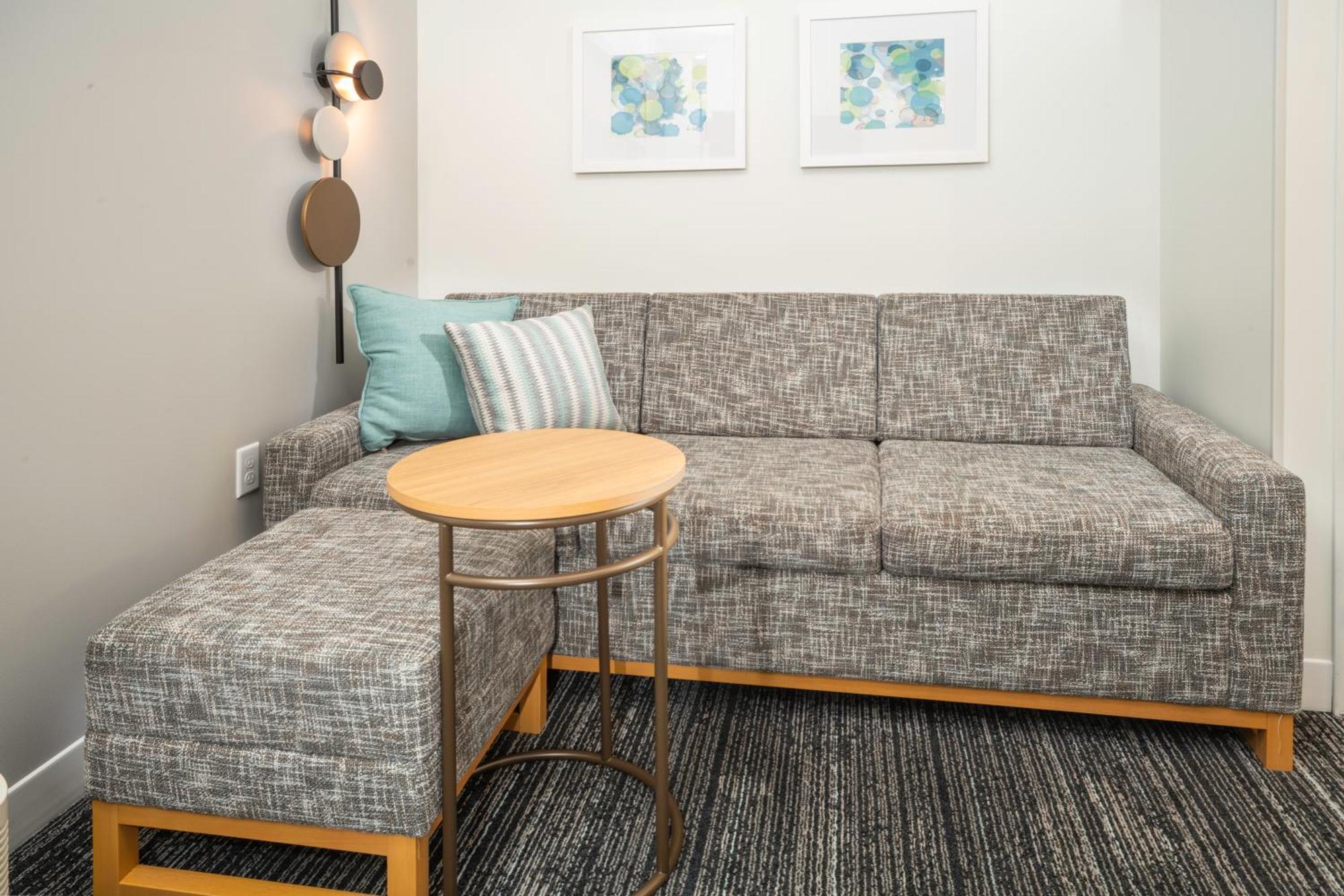 Towneplace Suites By Marriott Louisville Downtown Εξωτερικό φωτογραφία